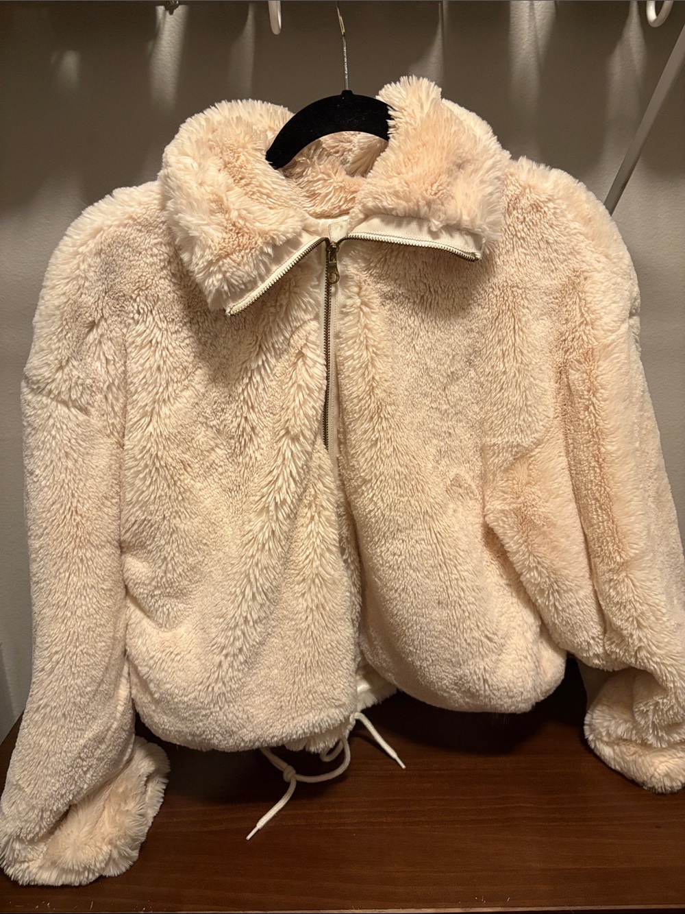 elevenses Plush Faux Fur Zip Jacket in Cream